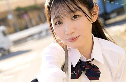 タイトルは「青春ウォーター朝ドラ女優みたいな美少女AV DEBUT 大人しい小動物みたいな可愛い声でキャンキャン喘ぎチ〇ポアクメ 白百合みなみ(MIFD-603)」AV女優名は白百合みなみ。