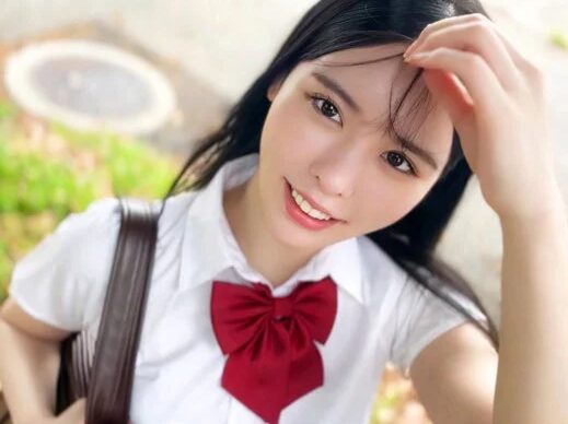 タイトルは「れいちゃん（素人コイコイ）」。AV女優名は黒島玲衣。